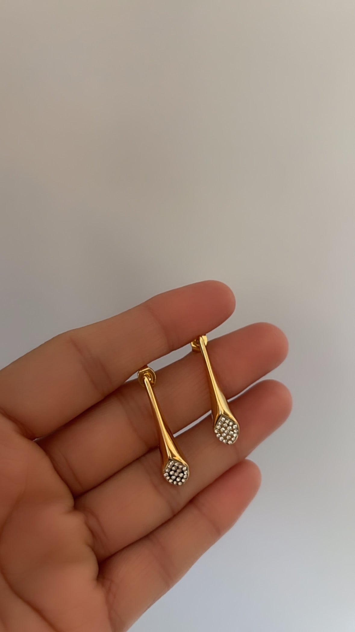 Skye earring