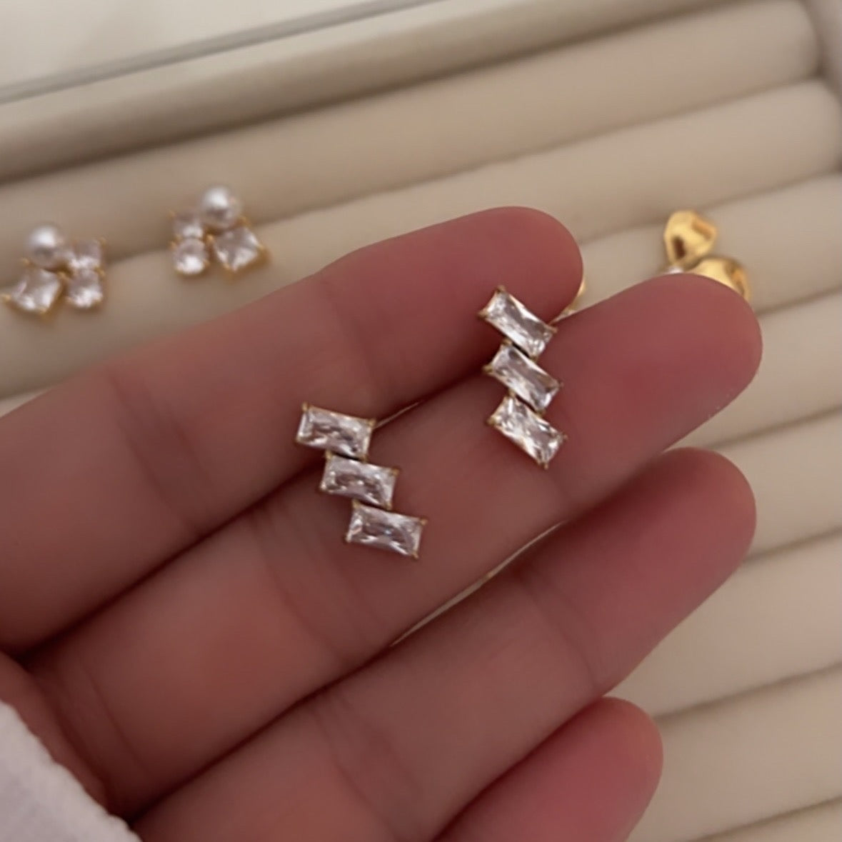 Nyra earring
