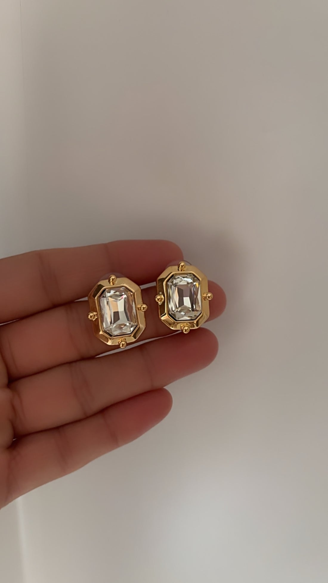 Crystal octagon earring