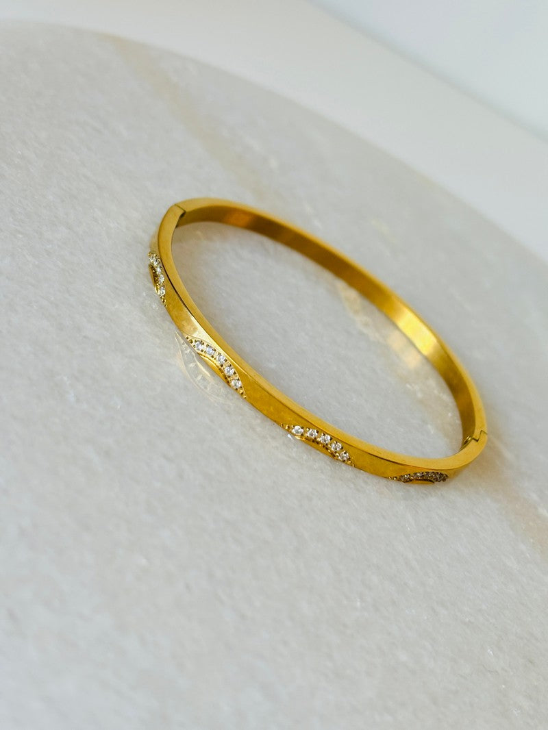 Hayzen Kada Bracelet