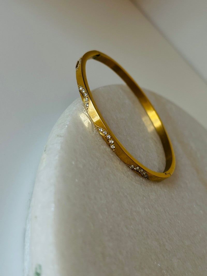 Hayzen Kada Bracelet