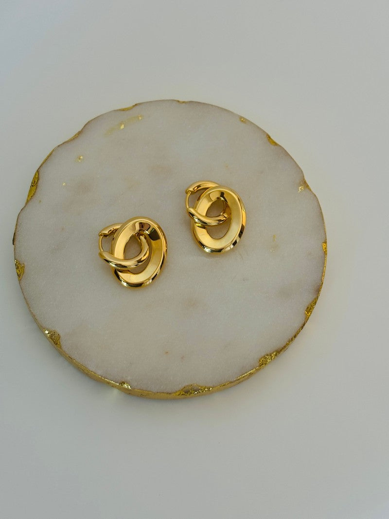 Interlink Ring Hoop