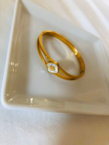 Mop Kada Bracelet