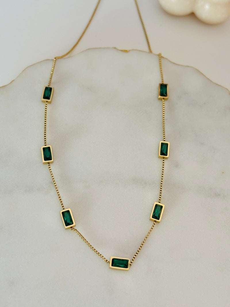 Nora Emerald Necklace
