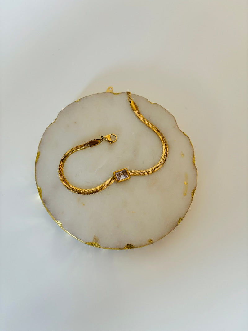 Sera Snake Chain Bracelet