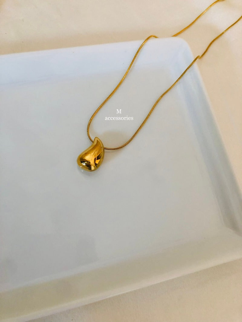 Tear Drop Charm Necklace