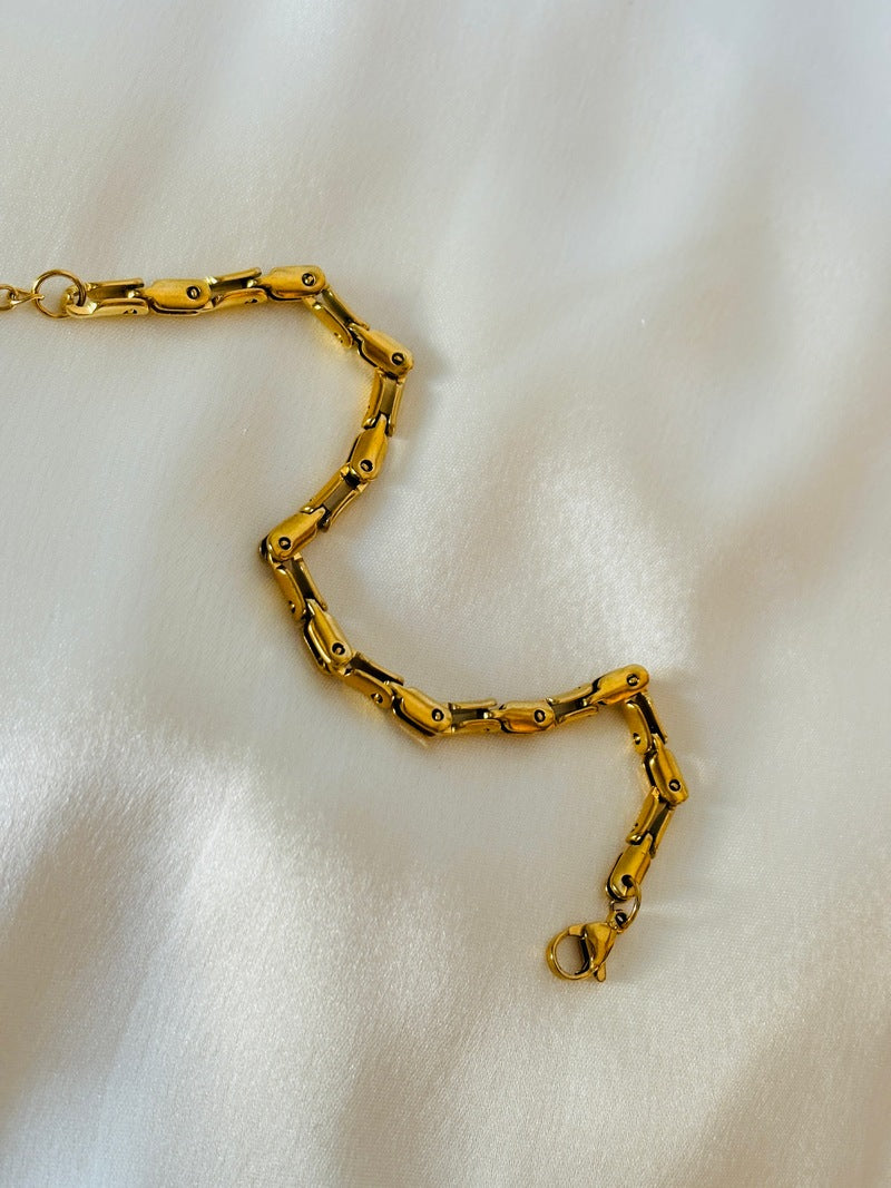Toria Chain Bracelet