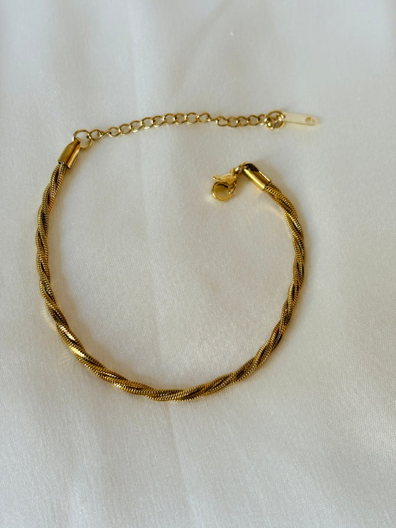 Twisted Snake Chain Bracelet
