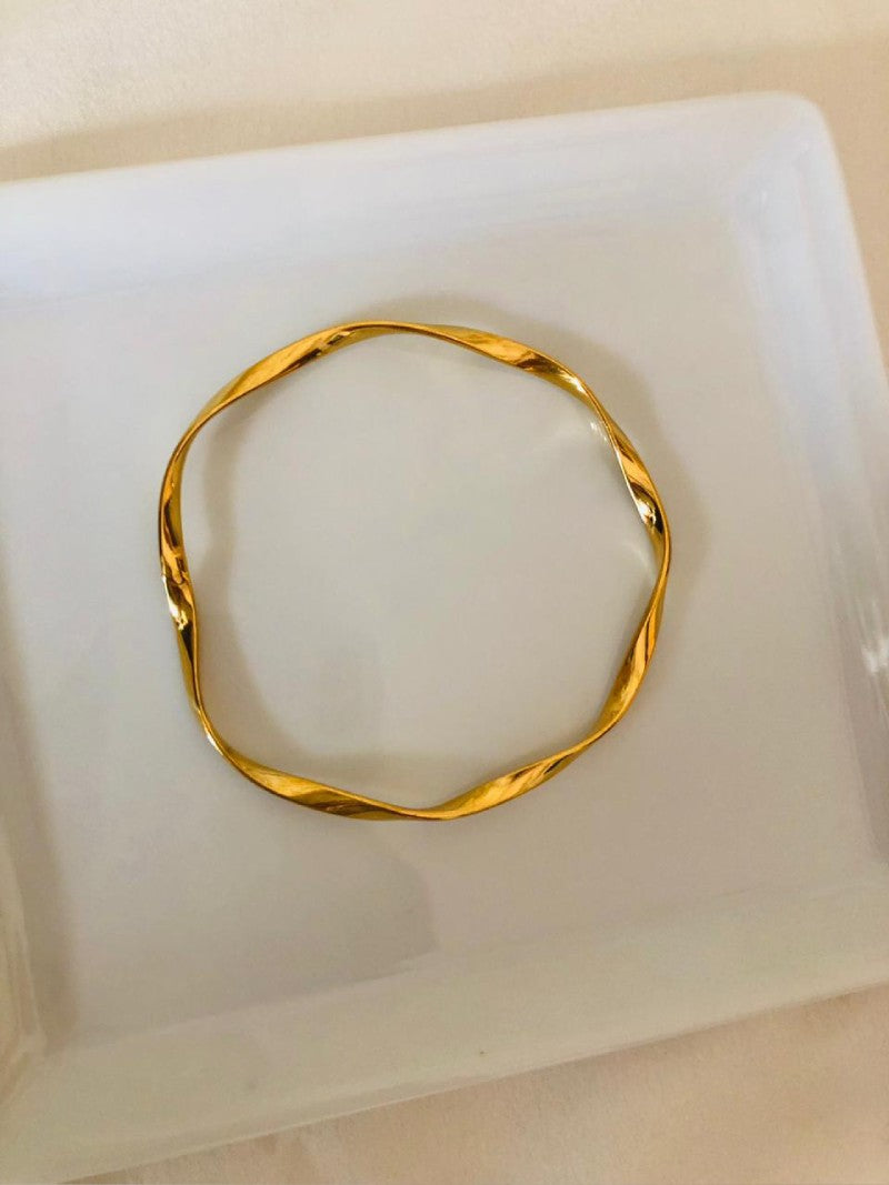 Wave Kada Bracelet